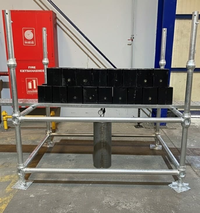 Scaffold load test assembly